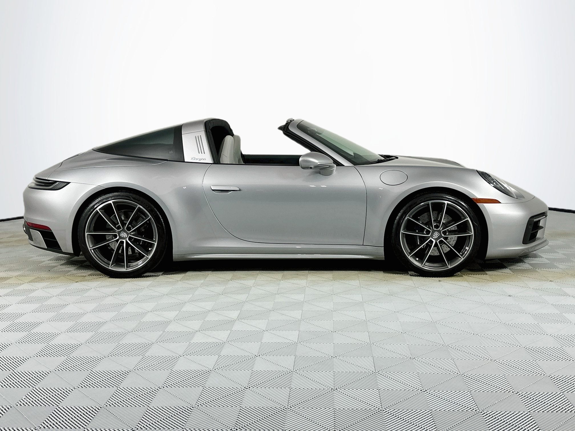 2024 Porsche 911 Targa 4S