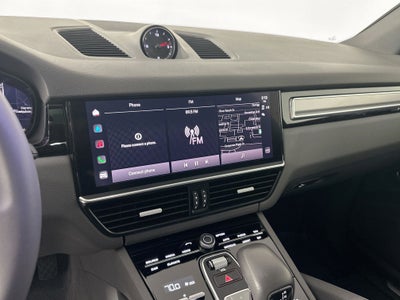 2023 Porsche Cayenne Platinum Edition