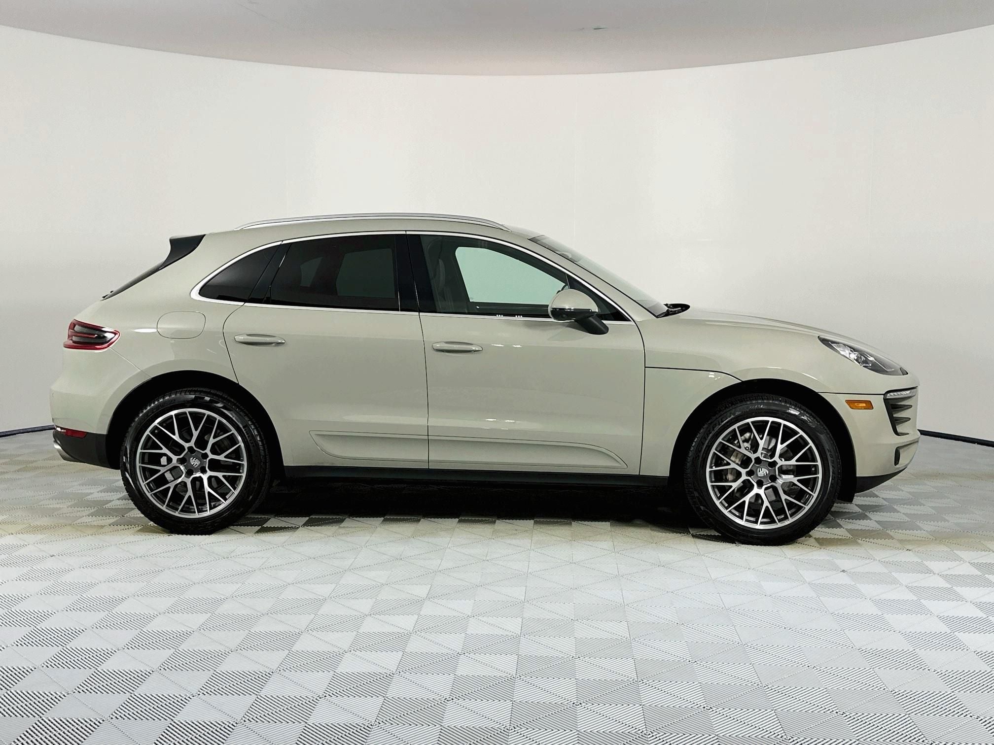 2018 Porsche Macan S