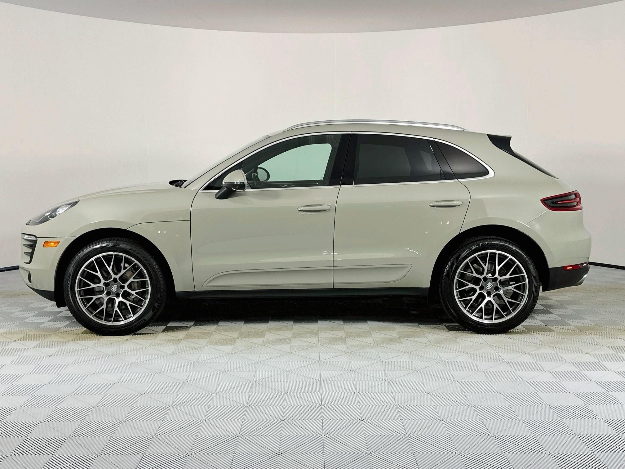 2018 Porsche Macan S