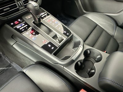 2025 Porsche Macan GTS