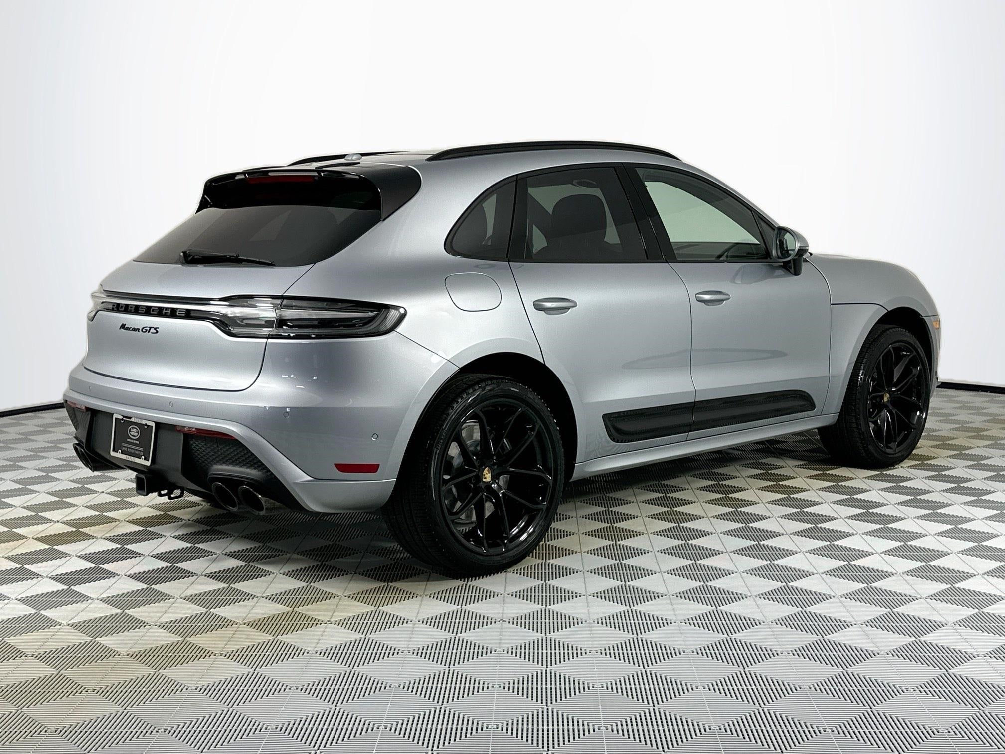 2025 Porsche Macan GTS