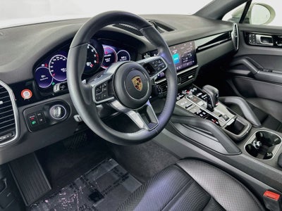 2023 Porsche Cayenne Coupe Base