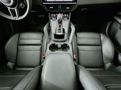 2023 Porsche Cayenne Coupe Base
