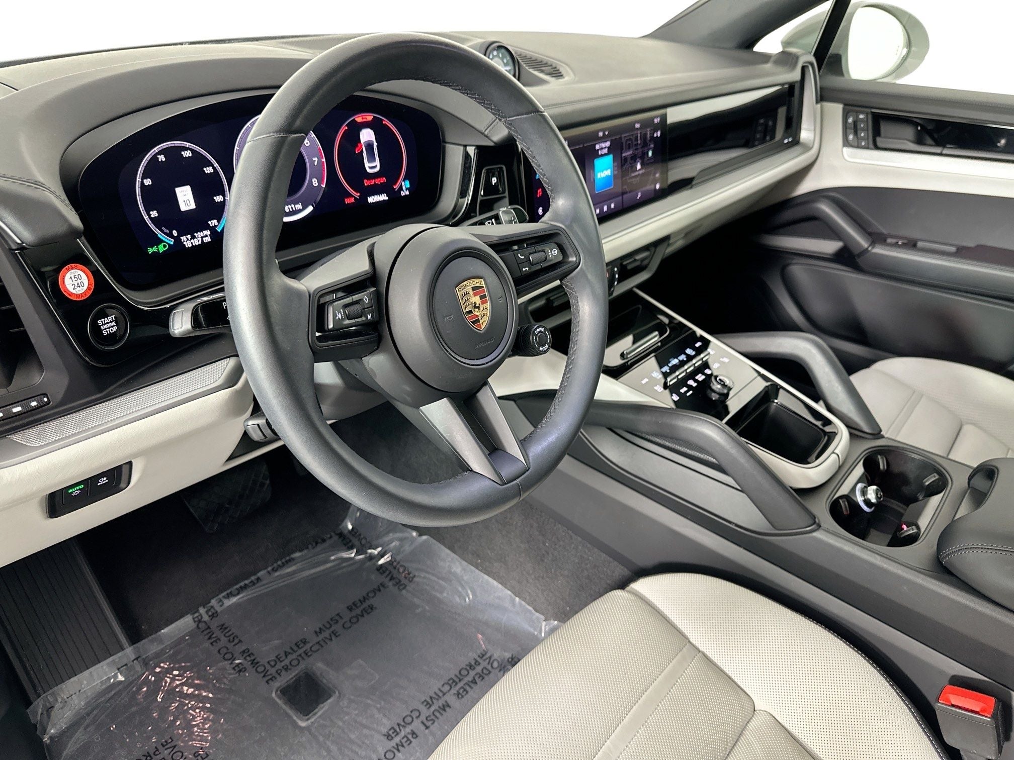 2024 Porsche Cayenne Coupe Base