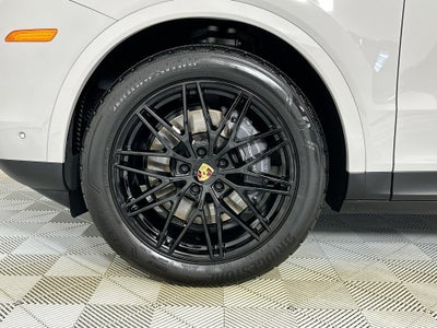 2024 Porsche Cayenne Coupe Base