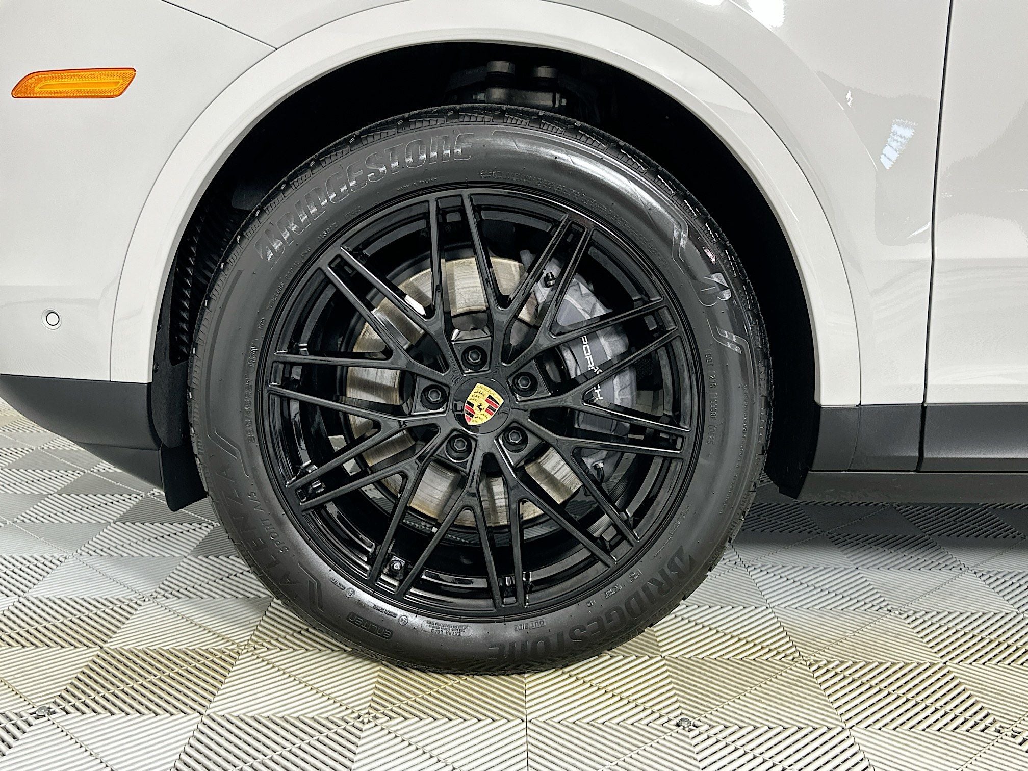 2024 Porsche Cayenne Coupe Base