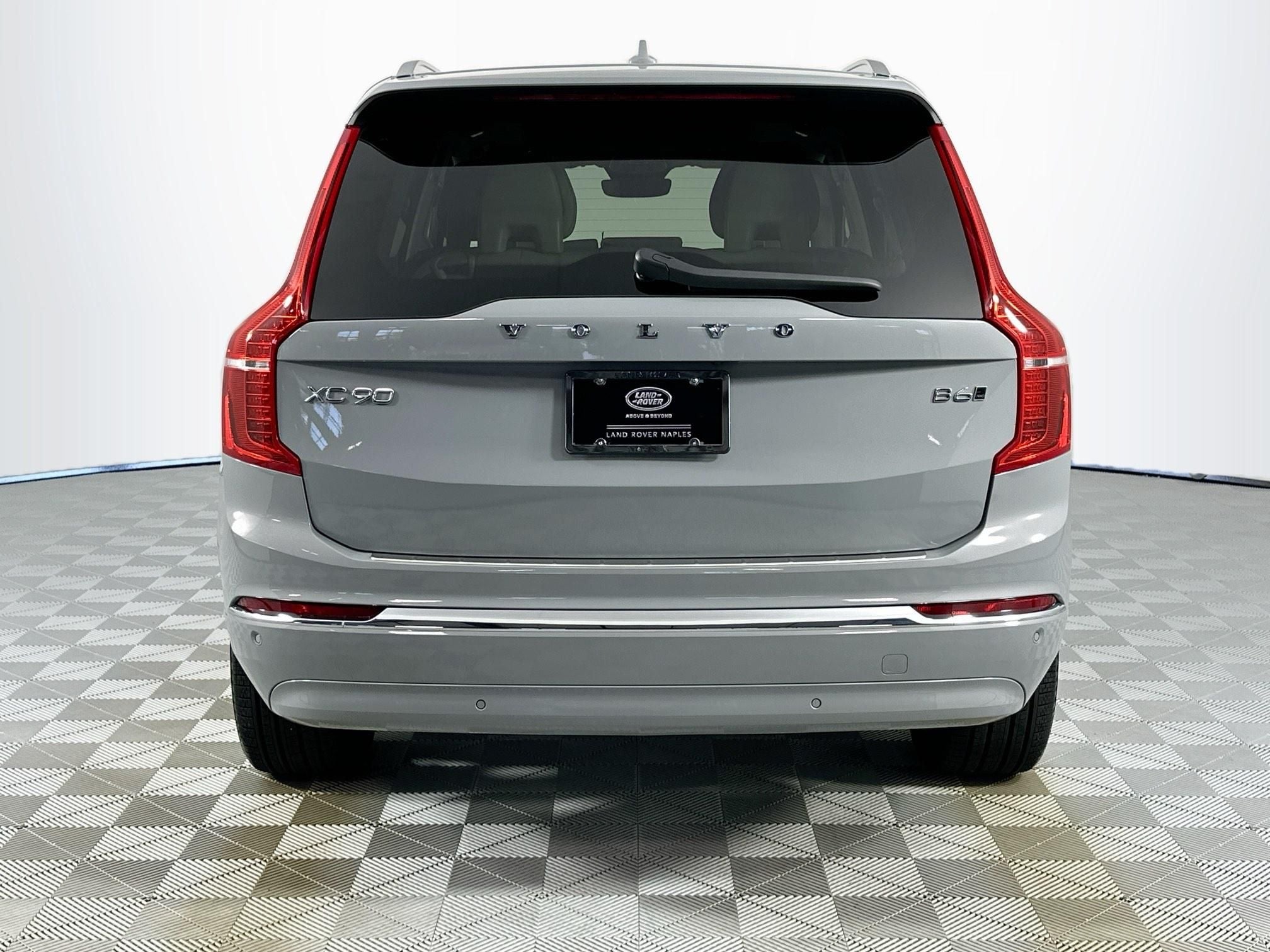 2025 Volvo XC90 B6 Plus 7-Seater