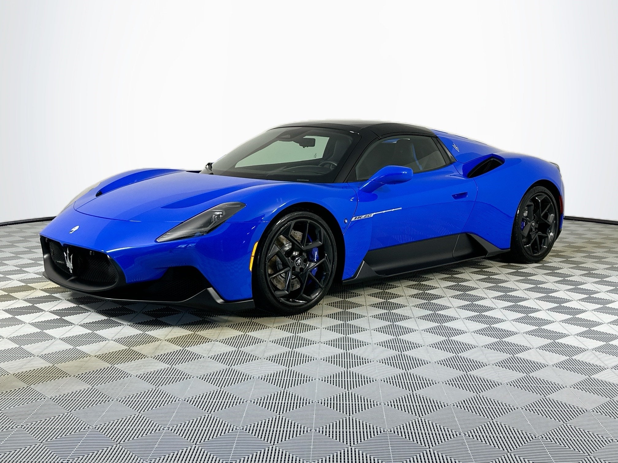 2023 Maserati MC20 Cielo