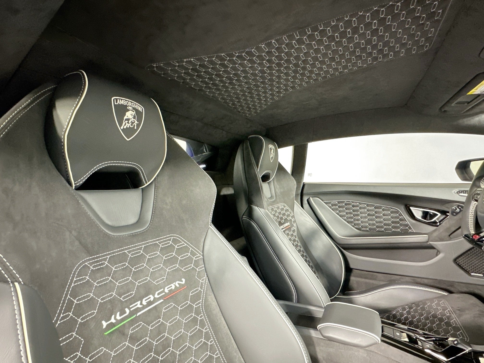 2023 Lamborghini Huracan Tecnica Base