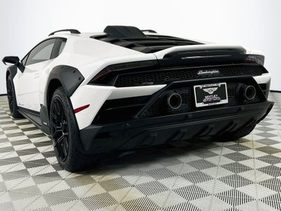 2023 Lamborghini Huracan Sterrato Base