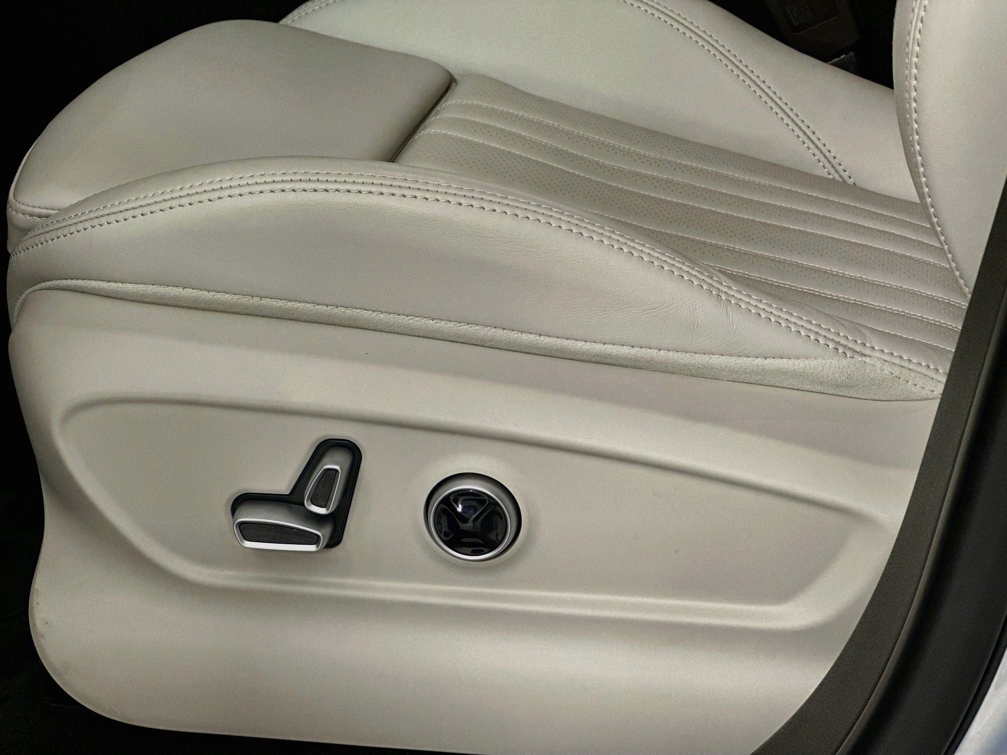 2023 Maserati Grecale Modena