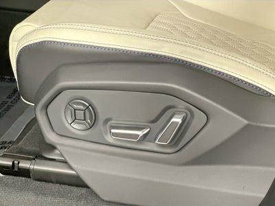 2023 Lamborghini Urus S