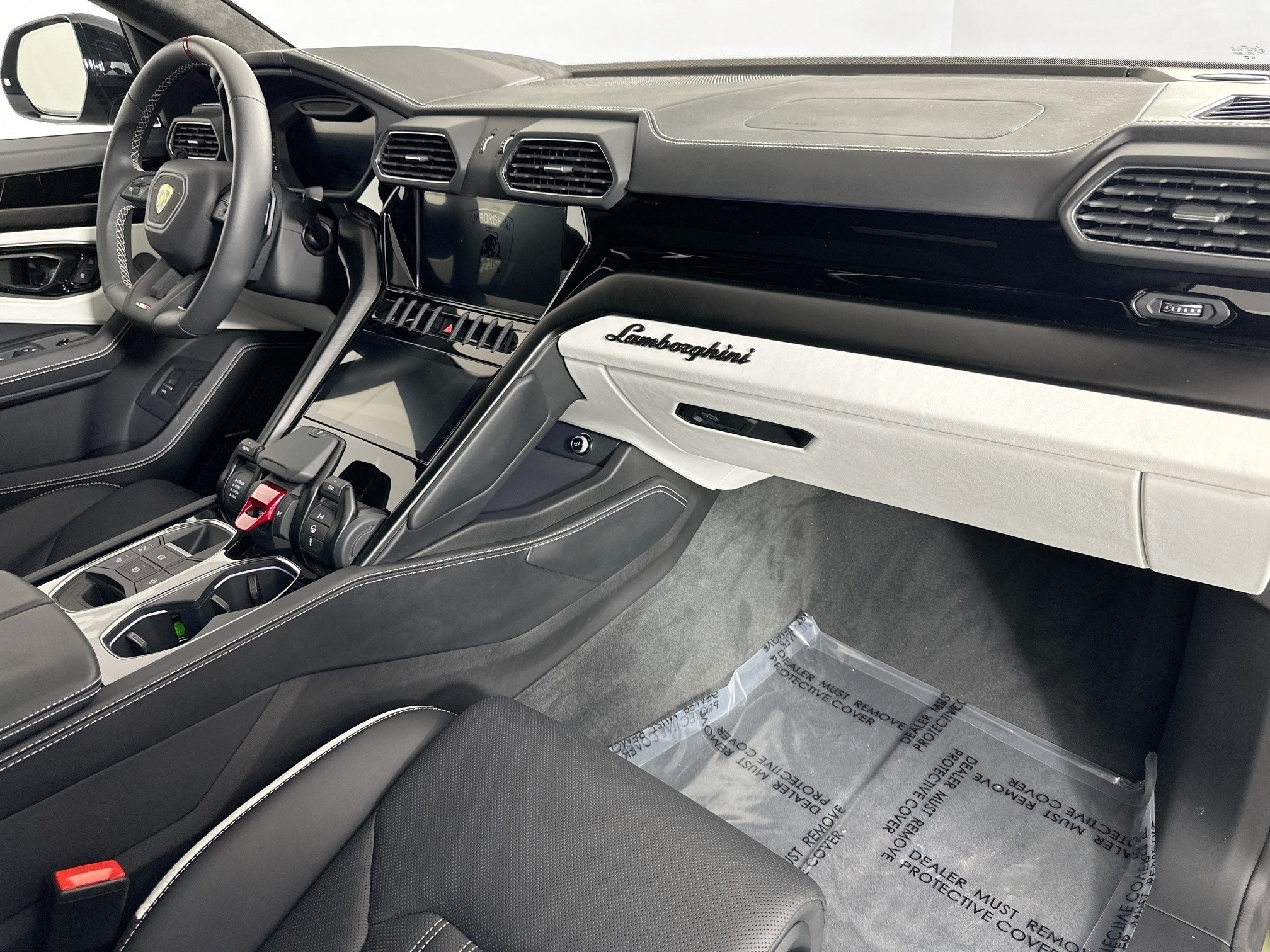 2024 Lamborghini Urus S