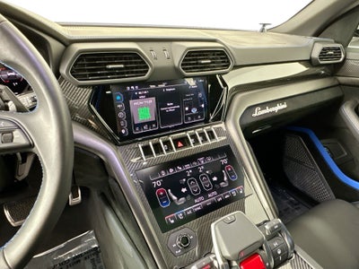 2024 Lamborghini Urus Performante