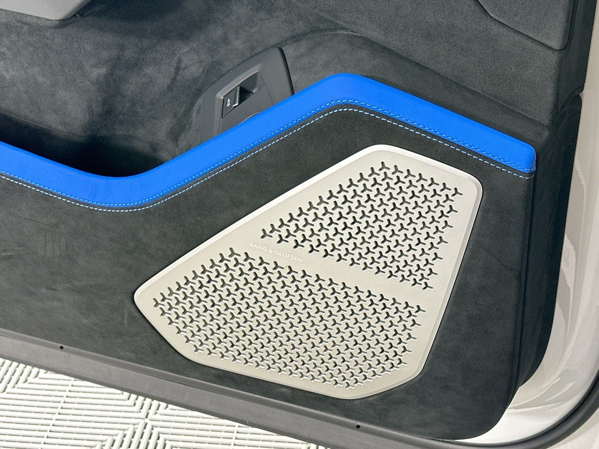 2024 Lamborghini Urus Performante