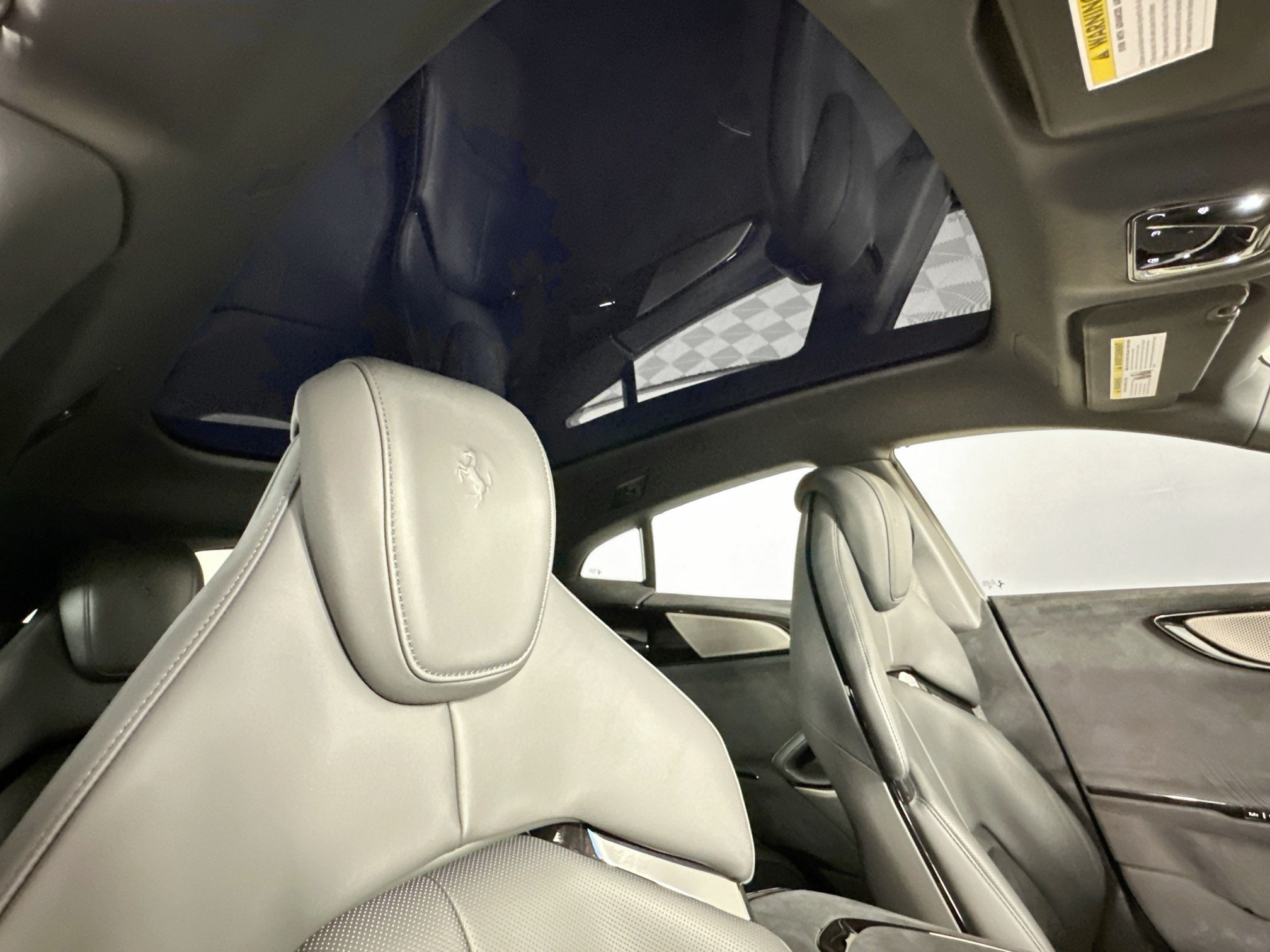 2023 Ferrari Purosangue Base